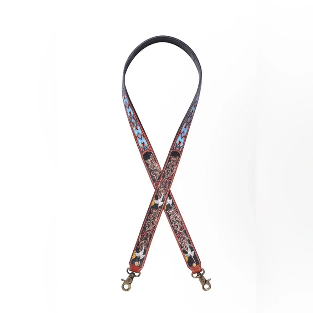 NWT Myra Bag Beaded & Leather Handcrafted Bag Strap with Beautiful Dove Tooling - Picture 4 of 7